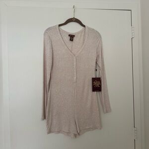 Local Hearts Club Light Beige Long Sleeve Shorts Onesie (NWT)